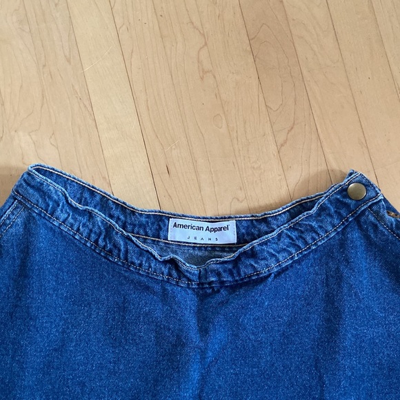 American Apparel denim skirt - Picture 2 of 3